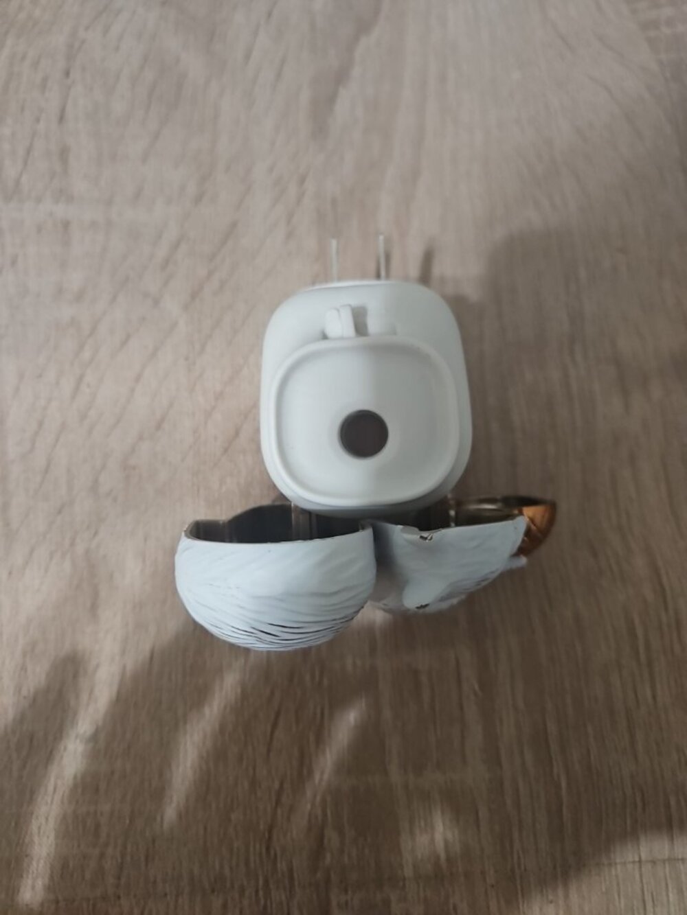 Scentplug Diffuser White with Copper Accents Squirrel Acorn Yankee Candle Fall - Picture 5 of 5